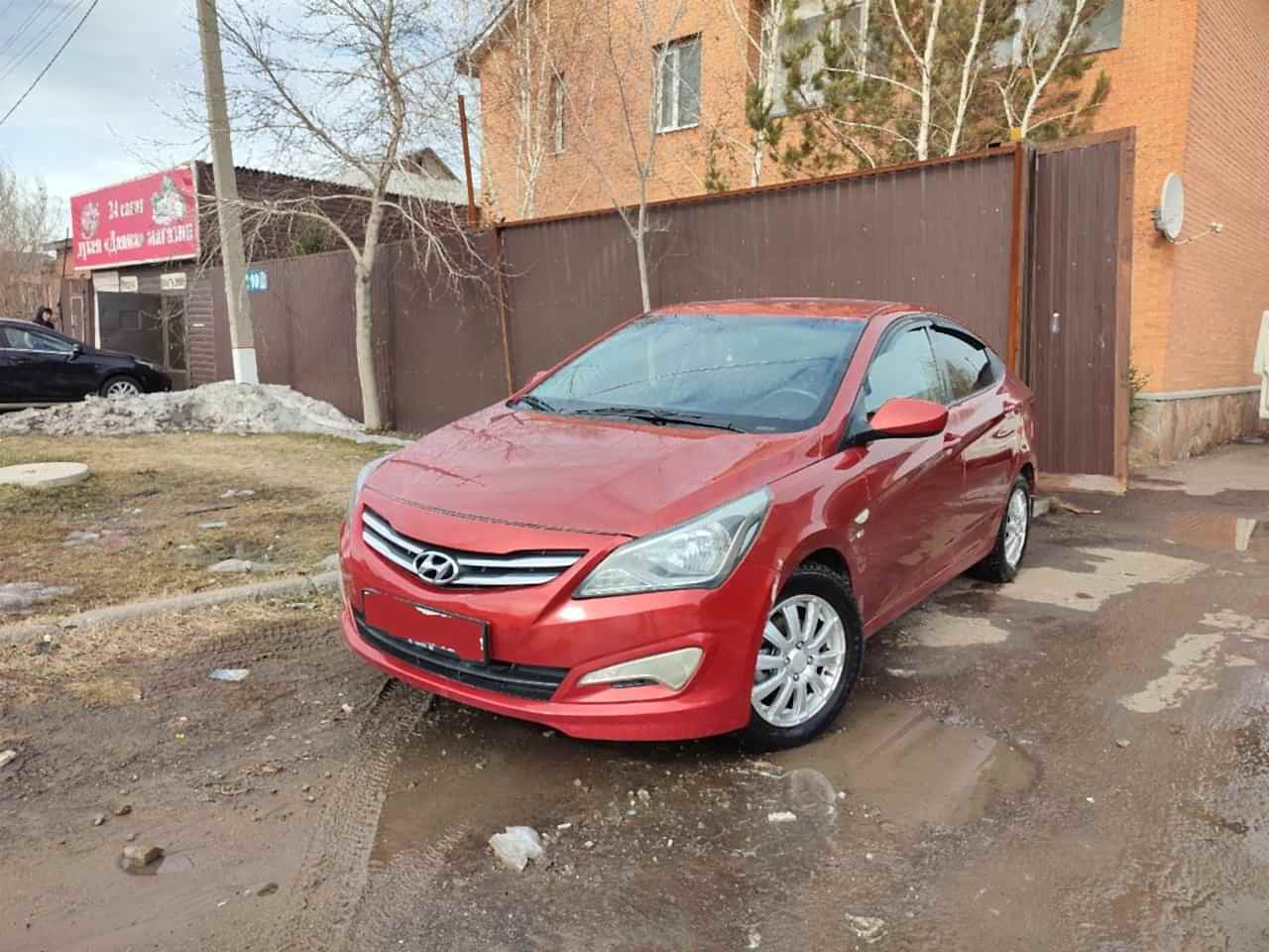 Hyundai ACCENT 237